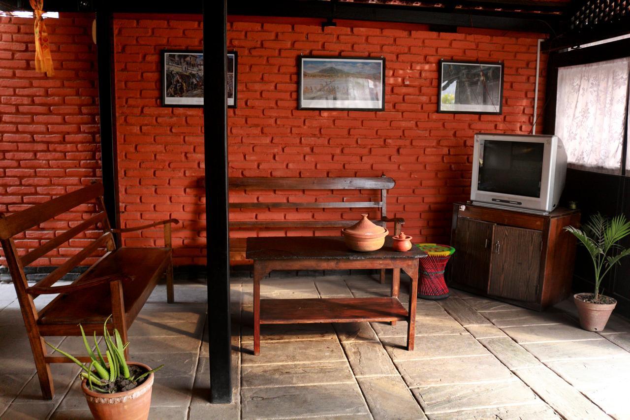 Bravo Hotel Katmandu Eksteriør billede